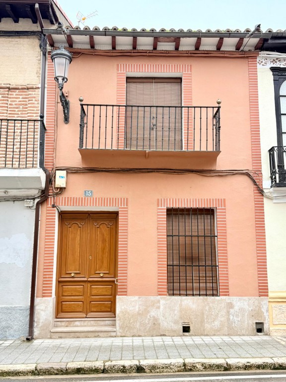 Imagen 1 de Adosada en Venta en Nava Del Rey Valladolid
