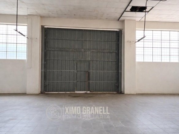 Imagen 1 de Nave industrial en Venta en Vall D Uxo