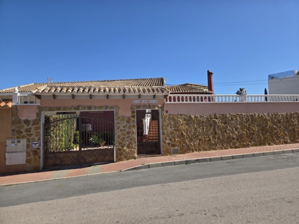 Imagen 2 de Casa-Chalet en Venta en Torrevieja Alicante