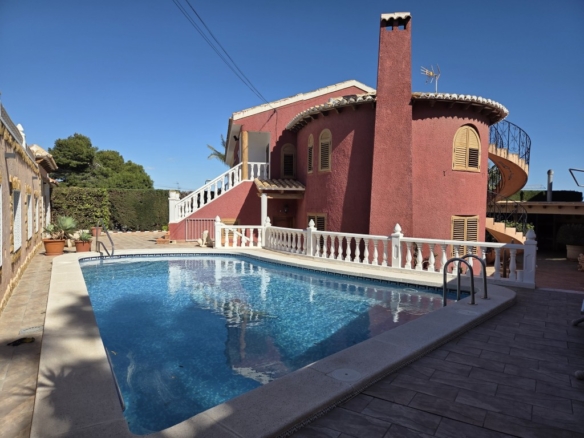 Imagen 1 de Casa-Chalet en Venta en Torrevieja Alicante