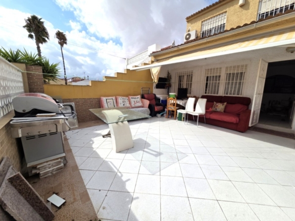 Imagen 3 de Casa-Chalet en Venta en Torrevieja Alicante