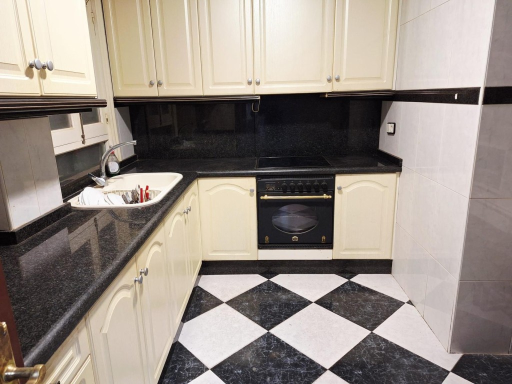 Imagen 2 de ¡Gran oportunidad! Piso céntrico con ascensor y 3 habitaciones