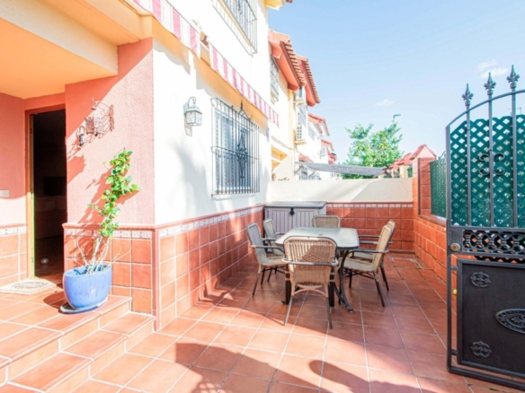 Imagen 3 de Magnifica vivienda adosada en Montequinto