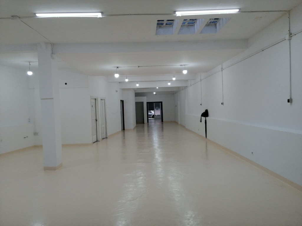 Imagen 1 de Local comercial en Venta en A Coruña La Coruña RONDA DE OUTEIRO