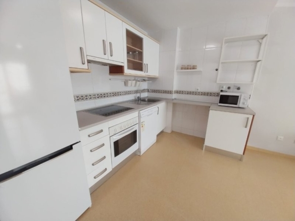 Imagen 3 de EN VENTA UN EXCLUSIVO PISO EN SEGUNDA LÍNEA AL MAR