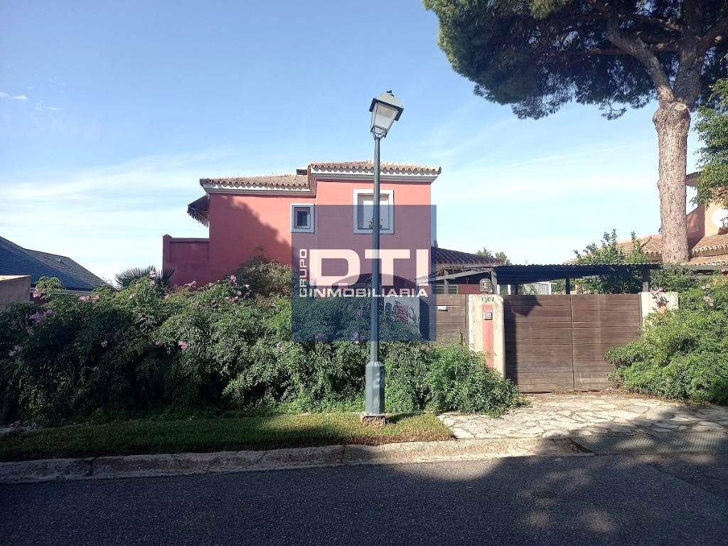 Imagen 1 de Vivienda en venta en c. abeto