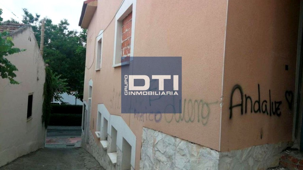 Imagen 1 de Casa "obra parada" C. San Jose