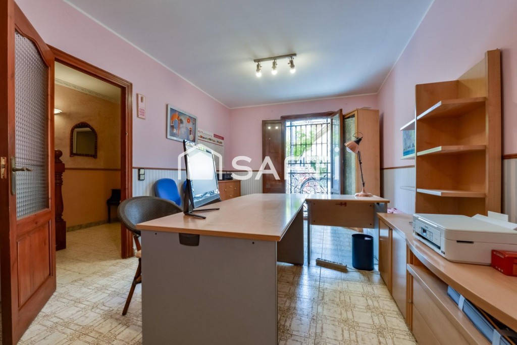 Imagen 4 de ¡Oportunidad de negocio en el casco antiguo de calpe! ¡A descubrir!