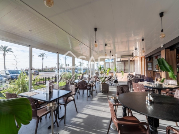 Imagen 2 de OPORTUNIDAD TRASPASO – RESTAURANTE EN PRIMERA LÍNEA DE MAR – EMPURIABRAVA