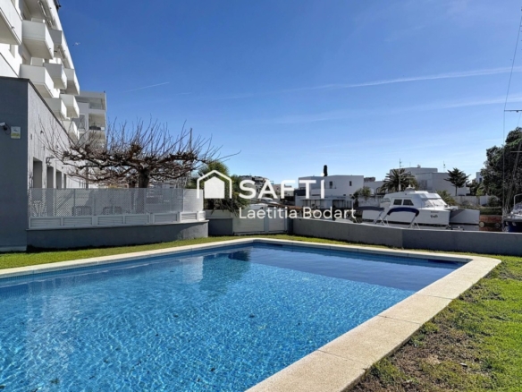 Imagen 2 de Piso de 3 dormitorios con terraza y vistas al canal – Santa Margarita