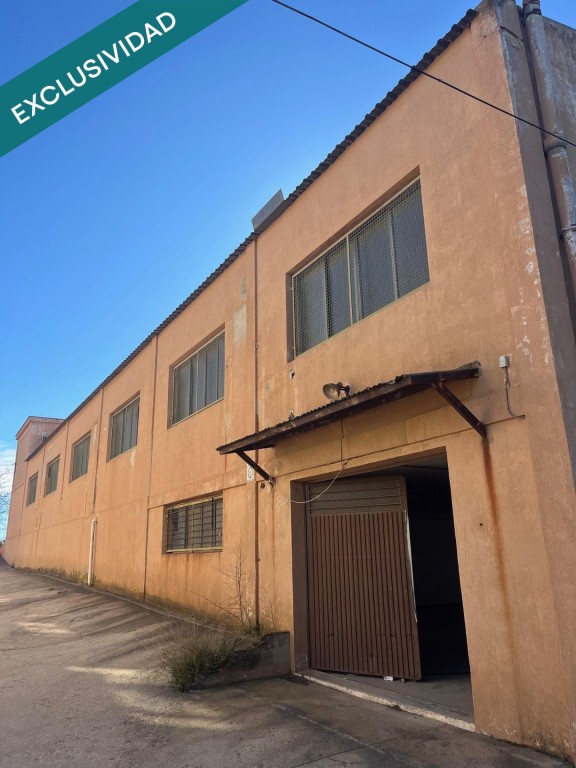 Imagen 2 de NAVE INDUSTRIAL ESTRATÉGICA EN ALMANSA