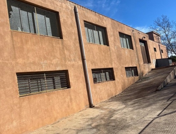 Imagen 3 de NAVE INDUSTRIAL ESTRATÉGICA EN ALMANSA