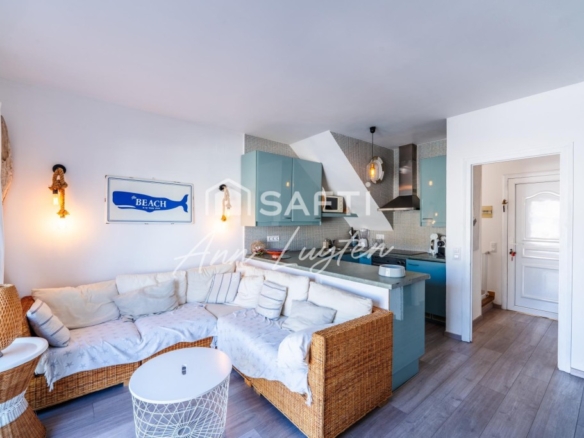 Imagen 2 de Casa al canal con amarre y garaje Santa Margarita