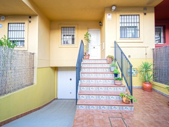 Imagen 2 de Preciosa vivienda adosada en san Juan de Aznalfarache!!!