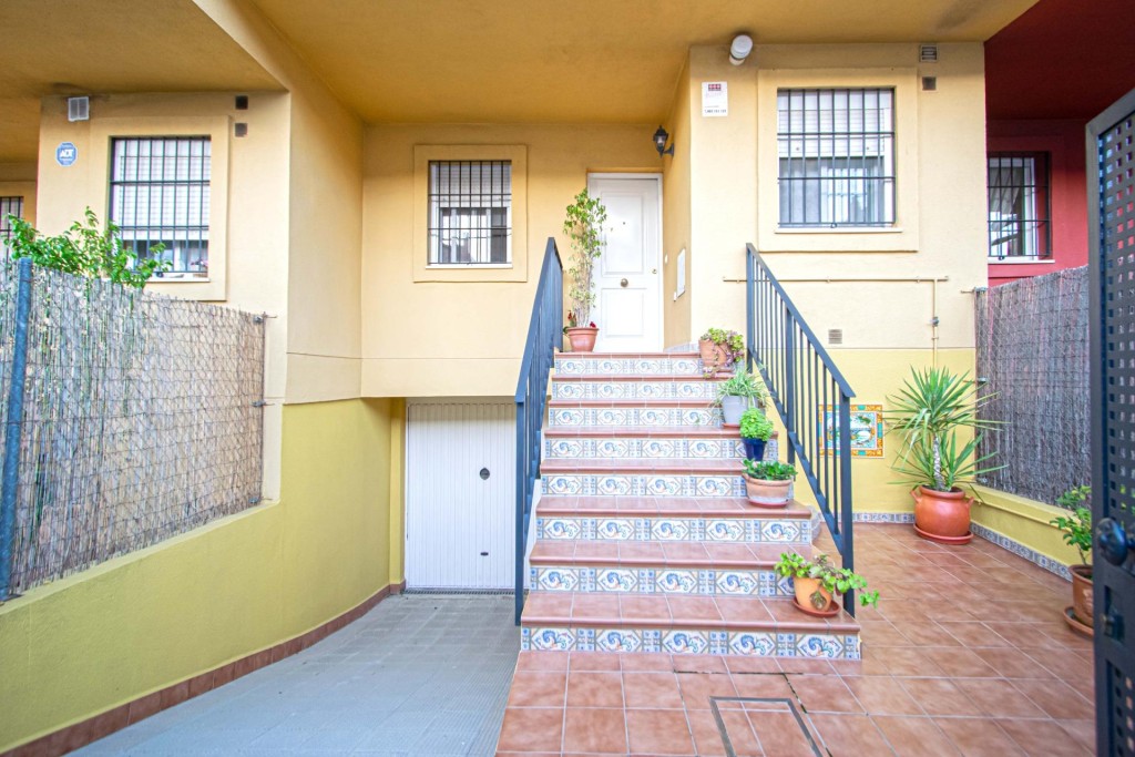 Imagen 2 de Preciosa vivienda adosada en san Juan de Aznalfarache!!!