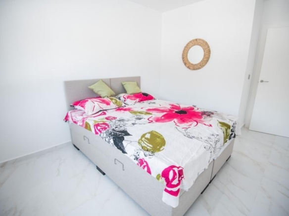 de 112m2 con 3 dormitorios y 2 baños