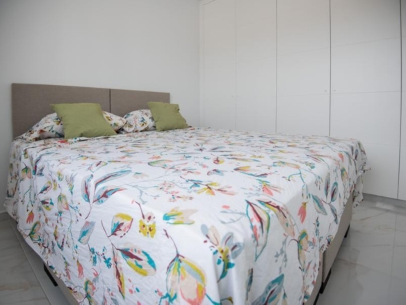 de 112m2 con 3 dormitorios y 2 baños