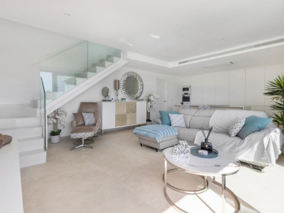 de 128m2 con 3 dormitorios y 4 baños