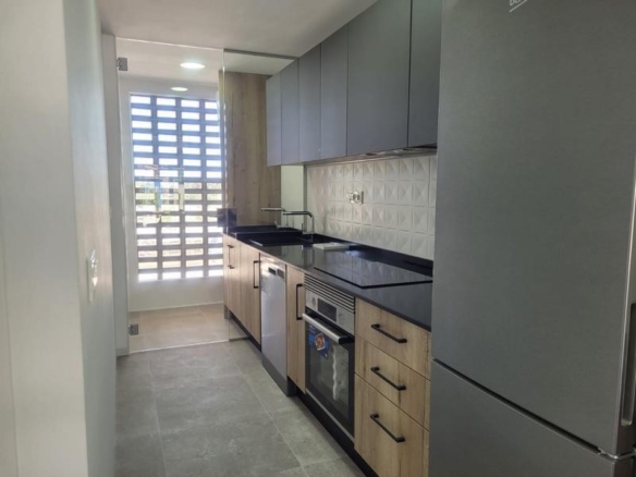 de 73m2 con 2 dormitorios y 2 baños con plaza de garaje