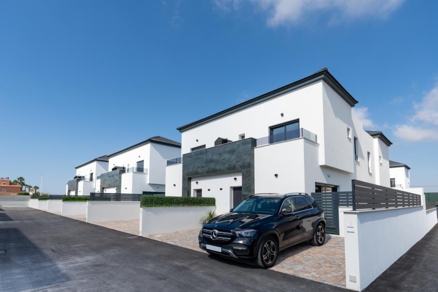 Imagen 1 de Venta de quad villa en Santa pola