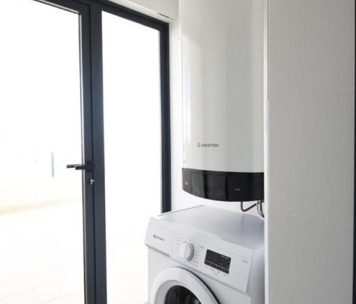 de 73m2 con 2 dormitorios y 2 baños con plaza de garaje