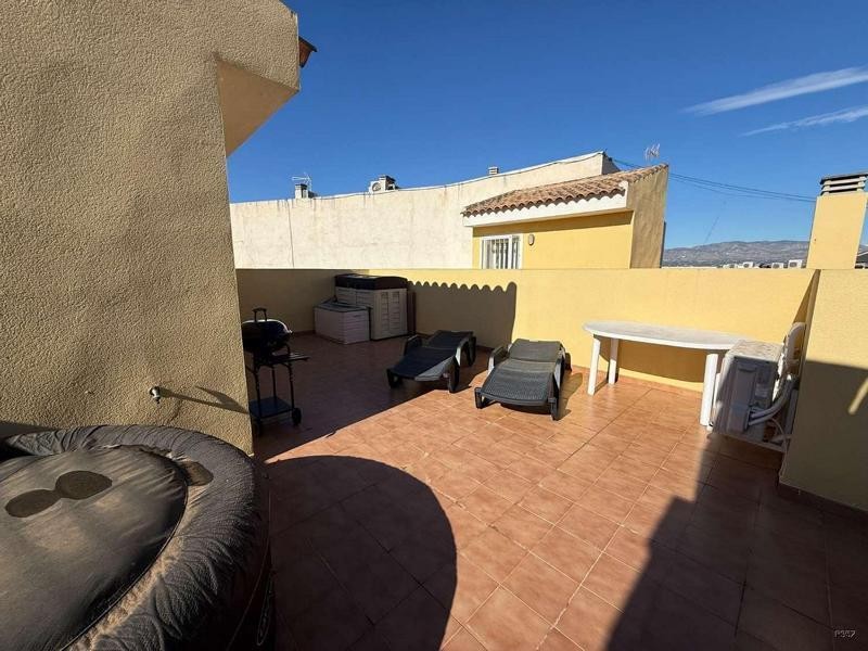 Imagen 2 de Venta de piso en Catral