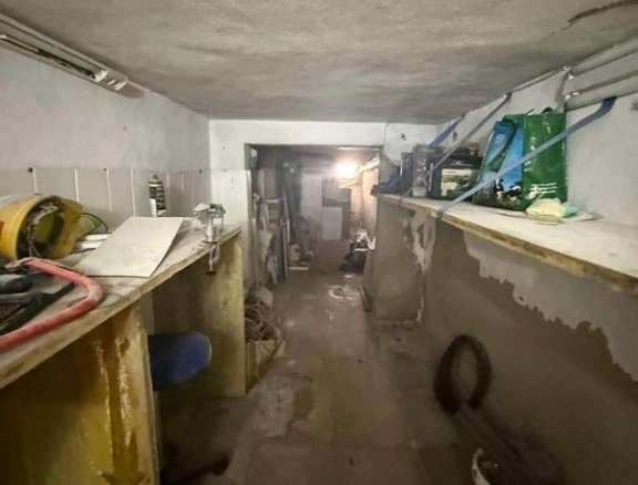 de 198m2 con 4 dormitorios y 2 baños con plaza de garaje