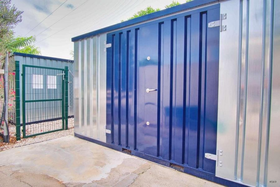 de 170m2 con 3 dormitorios y 2 baños