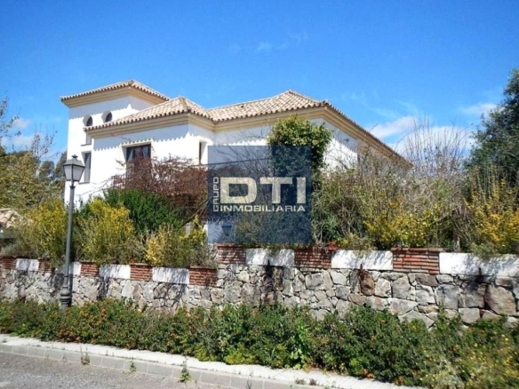 Imagen 1 de Casa en venta en urb. las alondras