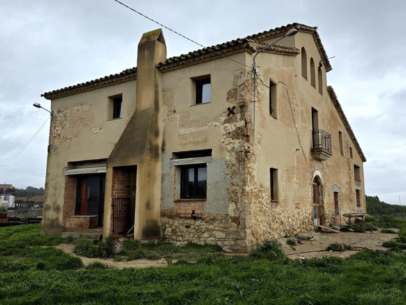 Imagen 4 de Masía entre viñedos en el corazón del Penedés