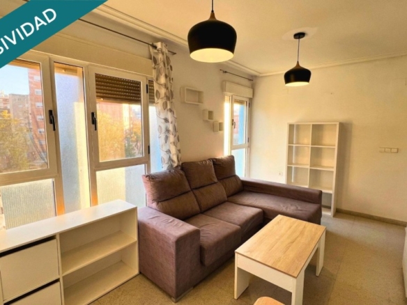 Imagen 2 de Piso VPO en Orihuela con garaje y trastero ideal para vivir solo o en pareja