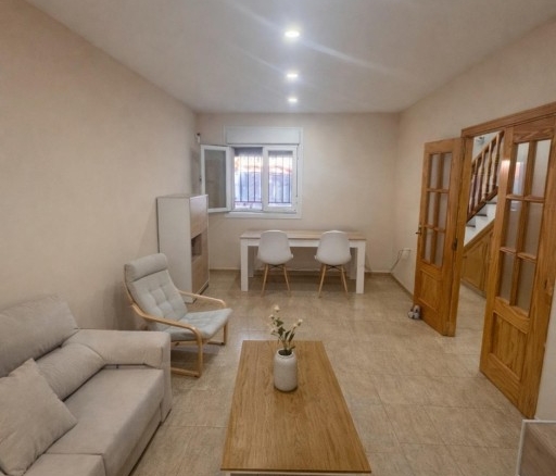 Imagen 2 de VIVIENDA ALQUILER HUERCAL DE ALMERIA