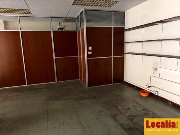 Imagen 2 de Local muy vérsatil y luminoso en venta