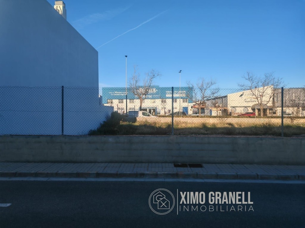 Imagen 1 de Solar residencial en Venta en Vall D Uxo