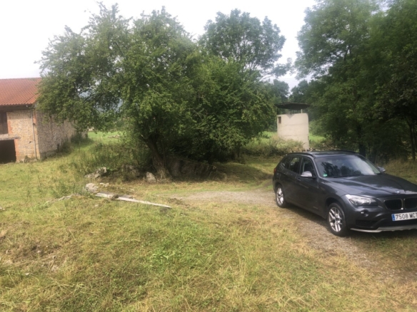 Imagen 2 de Casa-Chalet en Venta en Hazas De Cesto Cantabria