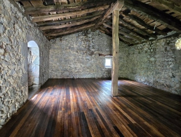 Imagen 4 de Casa-Chalet en Venta en Mortesante Cantabria