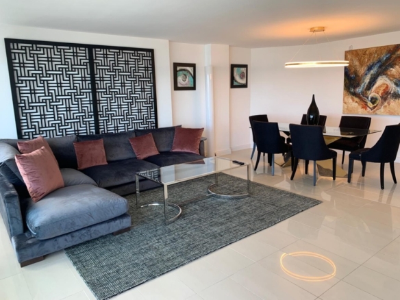 Imagen 2 de Piso en Alquiler en Talamanca Baleares