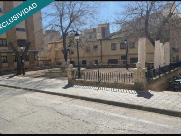 Imagen 1 de Local comercial de 90 m² en el corazón de Almansa