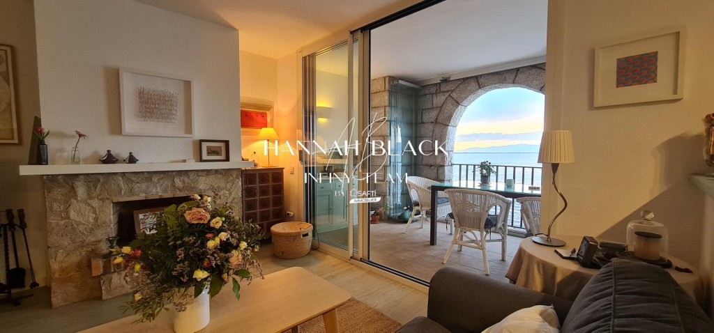 Imagen 4 de Duplex en primera línea de mar en "Punta de L'olla"