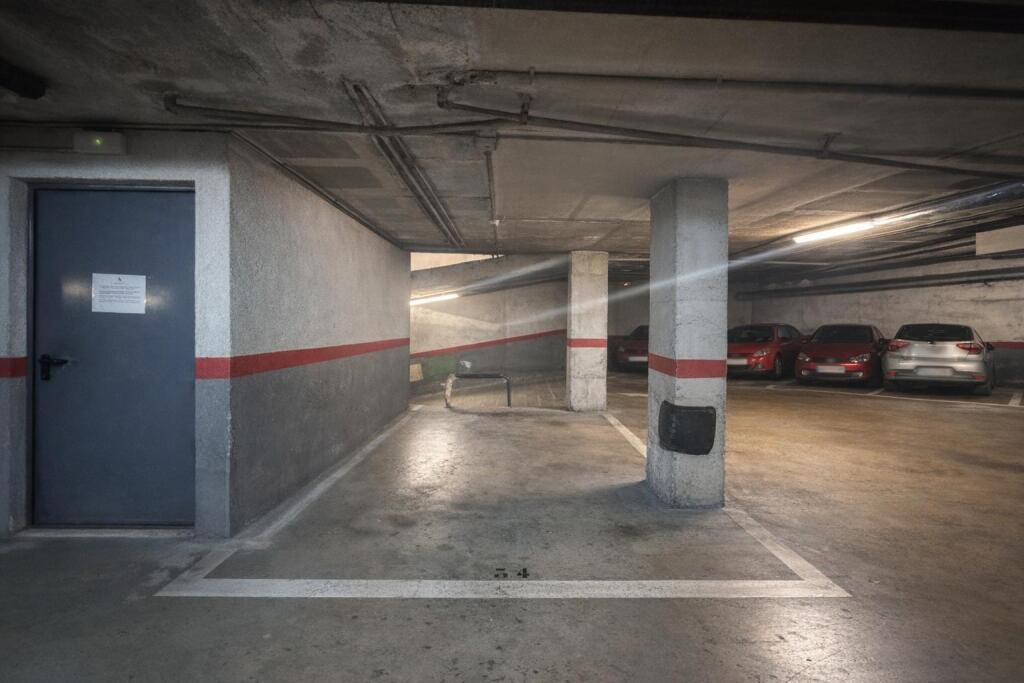 Imagen 1 de Plaza de párquing en venta en Manresa (Próxima a Ctra. de Vic)