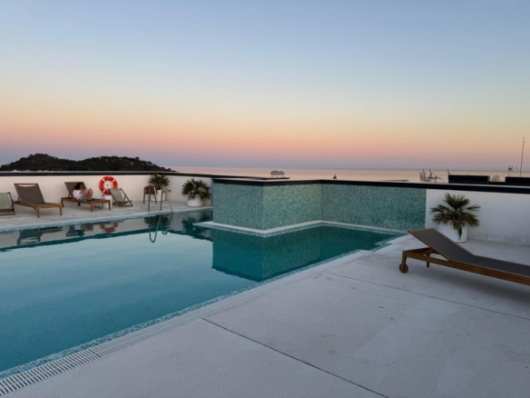 Imagen 3 de Piso de lujo en La Roca-Málaga