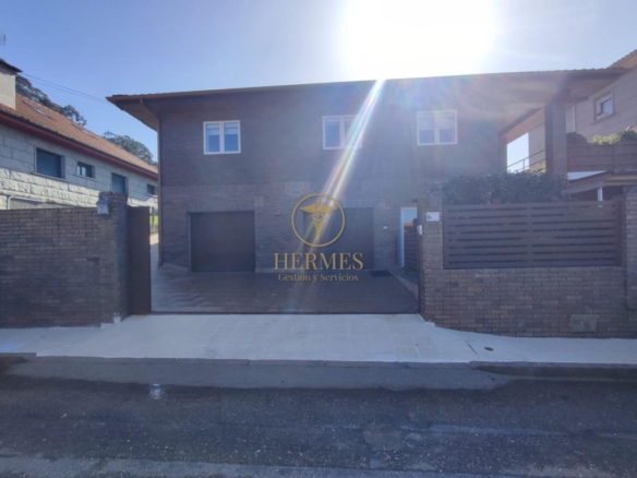 Imagen 2 de Chalet con piscina en Mos