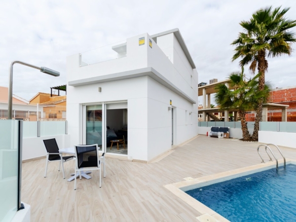 Imagen 1 de Casa de pueblo en Venta en Torrevieja Alicante