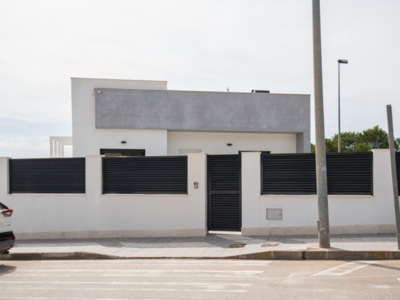 Imagen 4 de Casa-Chalet en Venta en Pilar de La Horadada Alicante