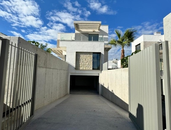Imagen 3 de Casa-Chalet en Venta en Finestrat Alicante