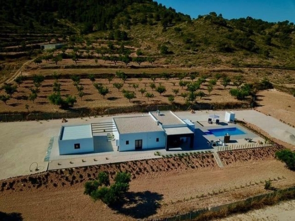 Imagen 1 de Casa-Chalet en Venta en Hondon De Las Nieves Alicante