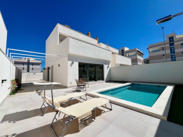 Imagen 2 de Casa de pueblo en Venta en Orihuela Alicante
