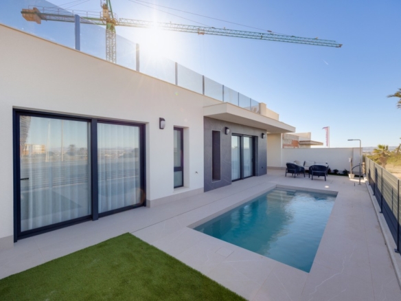 Imagen 1 de Casa-Chalet en Venta en Torrevieja Alicante