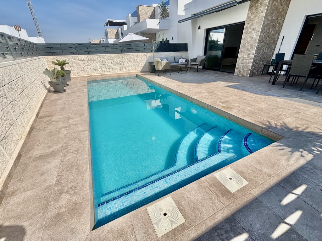 Imagen 4 de Casa-Chalet en Venta en Benijofar Alicante