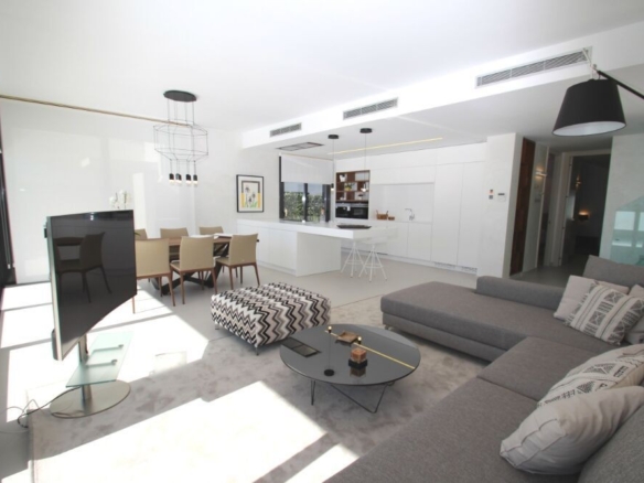 Imagen 4 de Casa-Chalet en Venta en San Miguel De Salinas Alicante